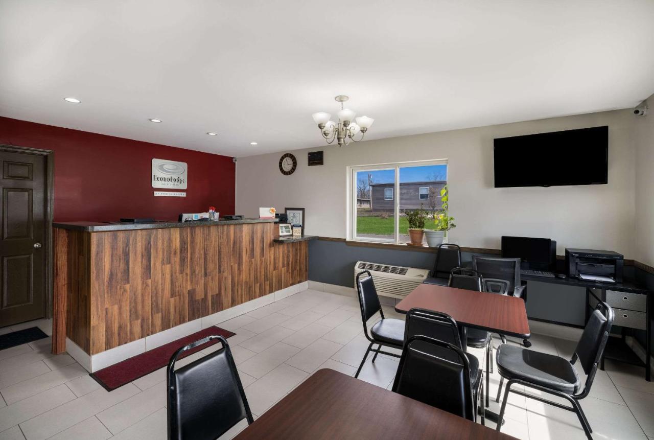 Econo Lodge Inn & Suites Canandaigua Buitenkant foto