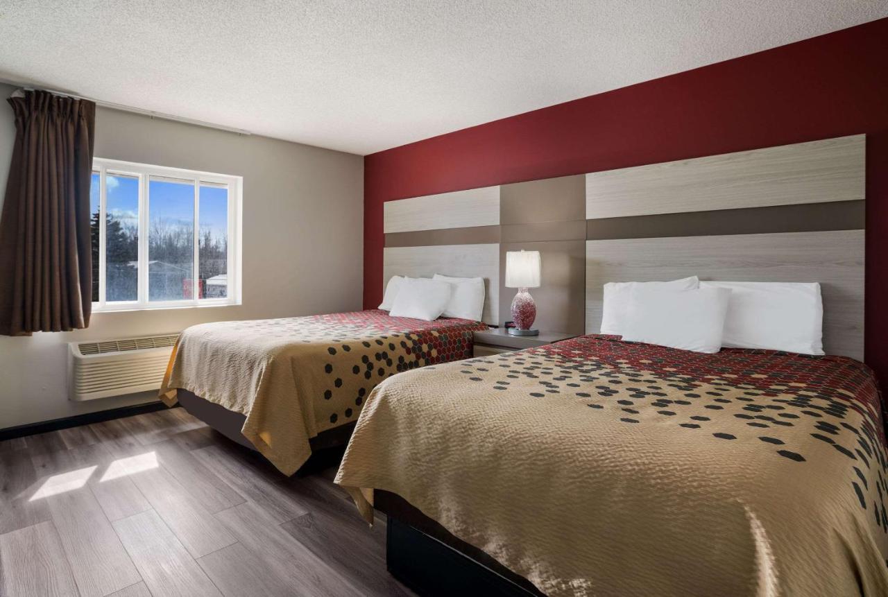 Econo Lodge Inn & Suites Canandaigua Buitenkant foto