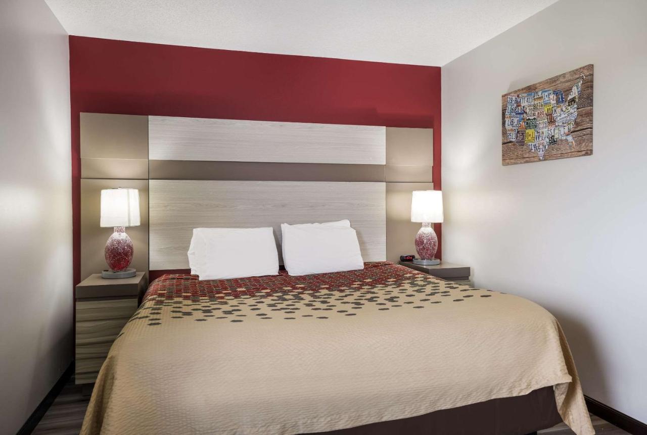 Econo Lodge Inn & Suites Canandaigua Buitenkant foto